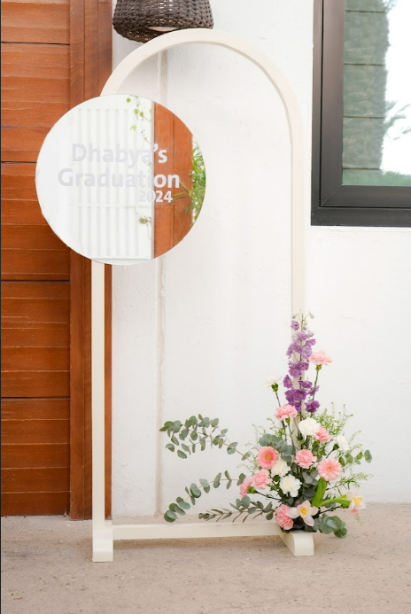 Entrance sign with mirror